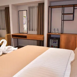 4* Hotel 313 Center