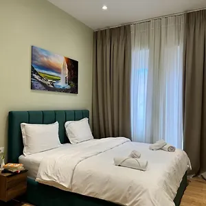 Inn Panto Tirana